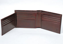 Load image into Gallery viewer, Sierra Italian Leather Billfold w/extra Page - Brown Credit Card Compartments