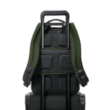 Load image into Gallery viewer, Briggs & Riley HTA Medium Slim Expandable Backpack - Hunter
Image of Back Panel View showing backpack attached to telescoping handle of carry-on trolley bag
Dimensions: 16 in x 10.5 in x 6 in
Weight: 2.15 lbs.