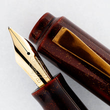 Load image into Gallery viewer, Close up to the fountain pen nib and the clip.