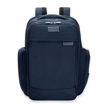 Load image into Gallery viewer, Briggs & Riley Baseline Traveler Backpack - Navy
Image of Front Panel View
Height Width Depth Weight
US 18 in. 12 in. 8.8 in. 3.3 lbs.
EU 45.7 cm 30.5 cm 22.4 cm 1.5 kg