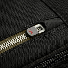Load image into Gallery viewer, Briggs & Riley HTA Slim Expandable Brief - Black
Close up image of zipper tab keeper, preventing zipper tab from getting caught or compromised.
Height	Width	Depth	Weight
US	15.75"	11"	6"	2.55 lbs.
EU	40 cm	27.9 cm	15.24 cm	1.16 kg