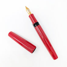Load image into Gallery viewer, DANITRIO Roiro-Migaki "Octagon" Fountain Pen - Red