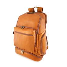 Load image into Gallery viewer, DayTrekr Leather Summit Backpack - Tan
Image of Left-Facing Angled View
Dimensions: 18"h x 13"w x 7"d