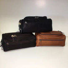 Load image into Gallery viewer, Dorado Basic Shave Kit - Brown, Black and Tan
Group shot of all three color option
Dimensions: 11(L) X 5(H) X 6"(D