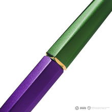Load image into Gallery viewer, Close up to the fountain pen cap and barrel closure.