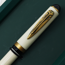 Load image into Gallery viewer, Francois Yves Luthier "Modigliani" Fountain Pen