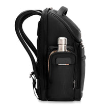 Load image into Gallery viewer, Briggs & Riley @Work Medium Widemouth Backpack in Black
Image of Side Panel view with hydration pocket, ideal for a water bottle or travel thermos.
 
Dimensions: 17 x 14.5 x 8 in / 43.2 x 36.8 x 20.3 cm