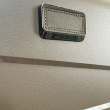 Load image into Gallery viewer, Close up to the Front tag.