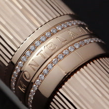 Load image into Gallery viewer, Close up to the cap ring which features two sets of diamond rings.