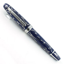 Load image into Gallery viewer, Front view of the fountain pen with the cap on