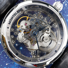 Load image into Gallery viewer, Close Up to the watch's face.