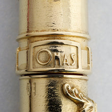 Load image into Gallery viewer, Omas 1997 "Return to the Motherland" Hong Kong Solid 18k Gold LE Fountain Pen