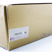 Load image into Gallery viewer, Omas 1997 "Return to the Motherland" Hong Kong Solid 18k Gold LE Fountain Pen