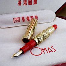 Load image into Gallery viewer, Omas 1997 "Return to the Motherland" Hong Kong Solid 18k Gold LE Fountain Pen