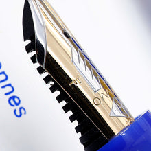 Load image into Gallery viewer, Close up to the side of the nib.