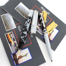 Load image into Gallery viewer, Pelikan K620 New York Fountain Pen and Ballpoint Pen Set