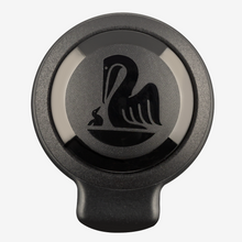 Load image into Gallery viewer, Top of pen cap with Pelikan Logo