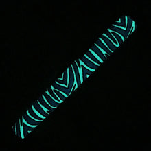 Load image into Gallery viewer, The pen glowing in the dark.
