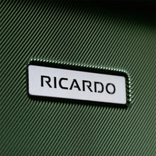 Load image into Gallery viewer, Close up to the Ricardo logo badge on the front panel.