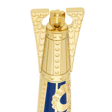 Load image into Gallery viewer, Close up to the bottom of the barrel, shaped like submarine propeller.