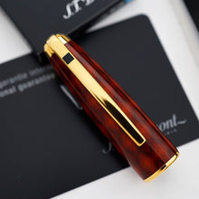 Load image into Gallery viewer, A close-up of the fountain pen cap with gold clip.