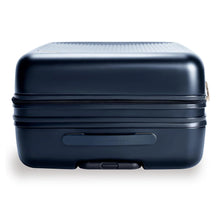 Load image into Gallery viewer, Briggs & Riley Sympatico Large Expandable Spinner - Navy
Image of Top View with telescoping handle fully recessed.
Dimensions: 30 x 20 x 12-14.25 in / 76.2 x 50.8 x 30.5-36.2 cm