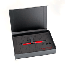 Load image into Gallery viewer, Angled view of the fountain pen in the presentation box. Set on a white background.