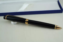 Load image into Gallery viewer, Side view of the mechanical pencil. The barrel is made of black lacquer, and features gold-plated trims. Behind it is the blue presentation box with white inside lining.