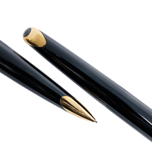 Load image into Gallery viewer, Close up to the grip section of the mechanical pencil and the bottom part of the ballpoint pen.