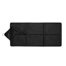 Load image into Gallery viewer, Briggs & Riley Check-In Garment Sleeve - Black
Shown in horizontal unfolded position, with a fold-out hanger hook, which helps you pack this in the hanging position.
Dimensions:  16.5 x 13 in / 41.9 x 33 cm