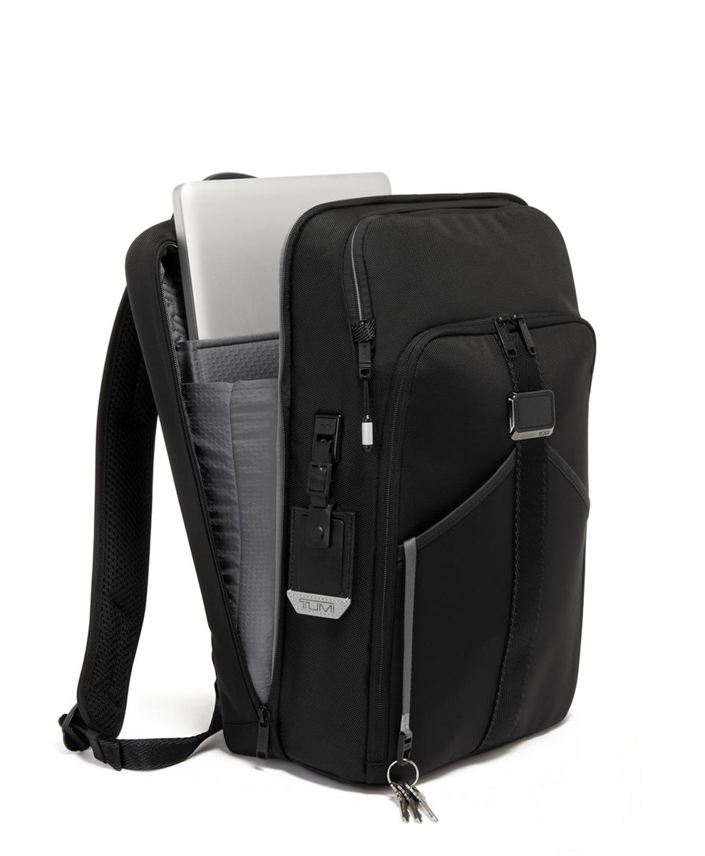 TUMI 黒　バックパック Esports Pro Large Backpack Esports Pro Large Backpack | Tumi US