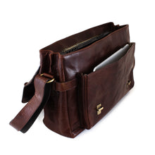 Load image into Gallery viewer, Cheyenne Hand-Stained Water Buffalo Dispatch Flap Brief