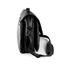 Load image into Gallery viewer, DayTrekr Flap Leather Laptop Brief