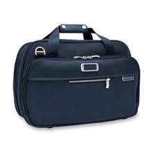 Load image into Gallery viewer, Briggs & Riley Baseline Expandable Cabin Bag - Navy
Image of Front Angled View
Height	   Width	     Depth	    Weight
US	11 in.	17 in.	8 in.	        3 lbs.
EU	27.9 cm	43.2 cm	20.3 cm	1.4 kg