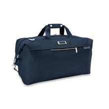 Load image into Gallery viewer, Briggs & Riley Baseline Weekender Duffle - Navy
Image of Front Angled View
Height	    Width	    Depth	    Weight
US	15.5 in.	20 in.     9 in.	      2.5 lbs.
EU	39.4 cm	50.8 cm	22.9 cm	1.1 kg