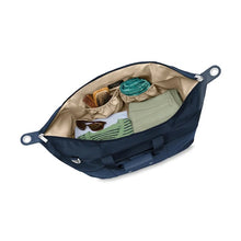 Load image into Gallery viewer, Briggs & Riley Baseline Weekender Duffle - Navy
Image of Duffle zipped open. Side flaps securely cinch down with clasps, to reduce items from shifting in transit.  Also showing spacious interior packing capability.
Height	    Width	    Depth	    Weight
US	15.5 in.	20 in.     9 in.	      2.5 lbs.
EU	39.4 cm	50.8 cm	22.9 cm	1.1 kg