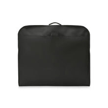 Load image into Gallery viewer, Briggs & Riley Baseline Classic Garment Cover - Black
Image of Back Panel View folded in half, with retractable ID Luggage Tag
Height Width Depth Weight
US 22.5 in. 24.5 in. 2 in. 3.2 lbs.
EU 57.2 cm 62.2 cm 5.1 cm 1.5 kg
