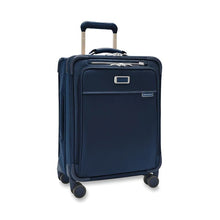 Load image into Gallery viewer, Briggs & Riley Baseline Global Carry-On Spinner - Navy
Image of Front Angled View
Height	     Width	     Depth	       Weight
US	21 in.       15 in.	9 in.	         9.9 lbs. 
EU	53.3 cm	38.1 cm	22.9 cm	 4.5 kg