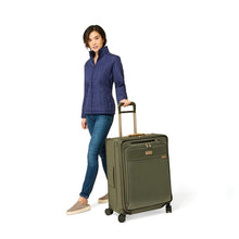 Load image into Gallery viewer, Baseline Medium Expandable Spinner