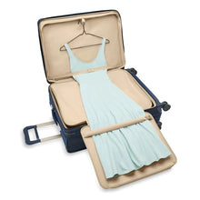 Load image into Gallery viewer, Baseline Large Expandable Spinner