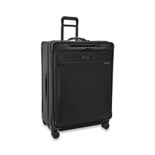 Load image into Gallery viewer, Briggs & Riley Baseline Extra Large Expandable Spinner - Black
Image of Front Angled View
Height	    Width	     Depth	    Weight
US 31 in.	     22 in.	      13.8 in.     15.6 lbs.
EU 78.7 cm	55.9 cm	35.1 cm	7.1 kg
