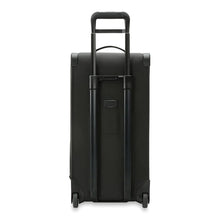 Load image into Gallery viewer, Briggs & Riley Baseline Medium 2-Wheel Duffle - Black
Image of Back Panel View. Also showing retractable luggage tag
Height Width Depth Weight
US 27 in. 14 in. 16.5 in. 10.3 lbs.
EU 68.6 cm 35.6 cm 41.9 cm 4.7 kg