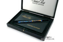 Load image into Gallery viewer, Pen with Presentation Box