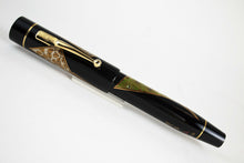 Load image into Gallery viewer, Conway Stewart Maki-e Soka Monyo (Floral Design) Limited Edition Fountain Pen