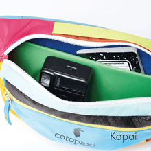 Load image into Gallery viewer, Interior view of the Kapai hip pack.