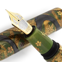 Load image into Gallery viewer, Danitrio GK-1028 Genkai "Shunju Soka" Flowers in Spring & Autumn Fountain Pen Nib Close Up 2