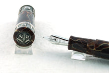 Load image into Gallery viewer, Delta La Citta Reale Reggia di Caserta Limited Edition Fountain Pen