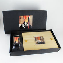 Load image into Gallery viewer, Delta Limited Edition Celluloid Papillon Black Fountain Pen #11/100 (Medium Nib)