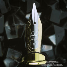 Load image into Gallery viewer, Close up to the yellow and white 18k gold nib.