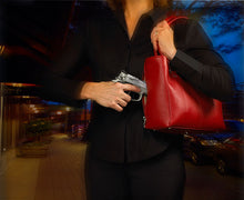 Load image into Gallery viewer, GTM Leather Concealed Carry Traditional Open Top Tote